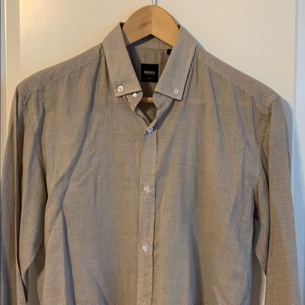 Hugo Boss light fabric dress shirt